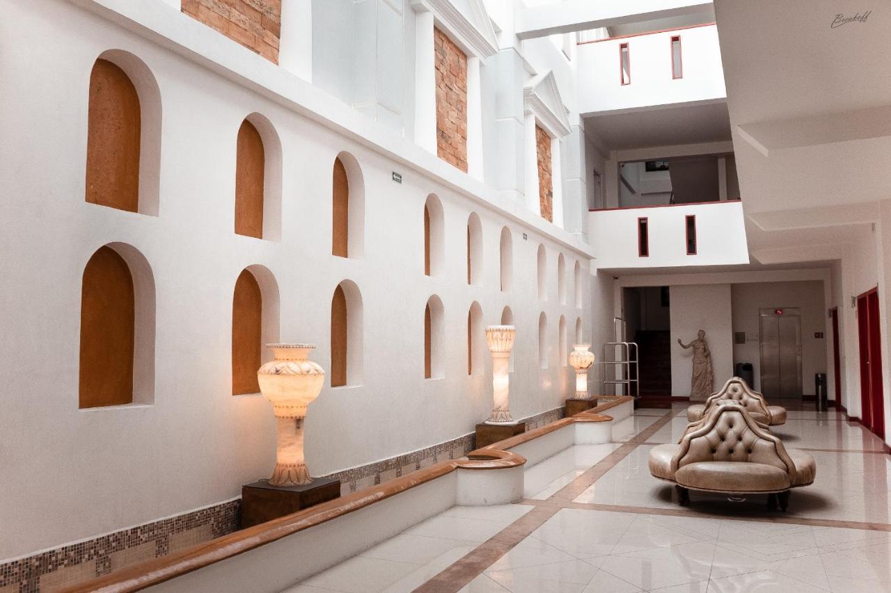 Hotel Luminus Comitan de Dominguez Esterno foto